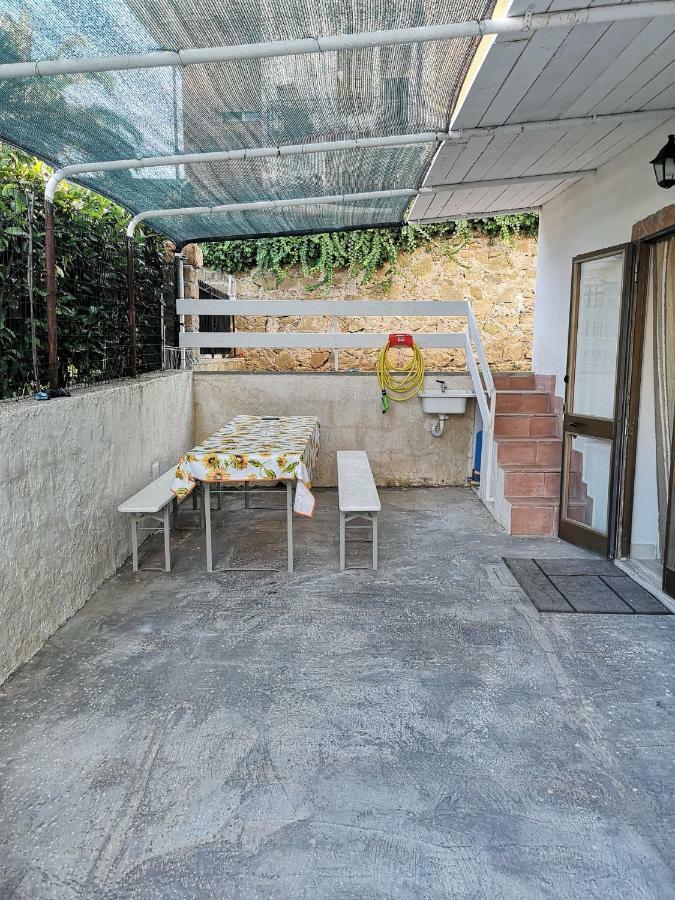 Вилла Casetta Con Giardino Санта-Маринелла Экстерьер фото